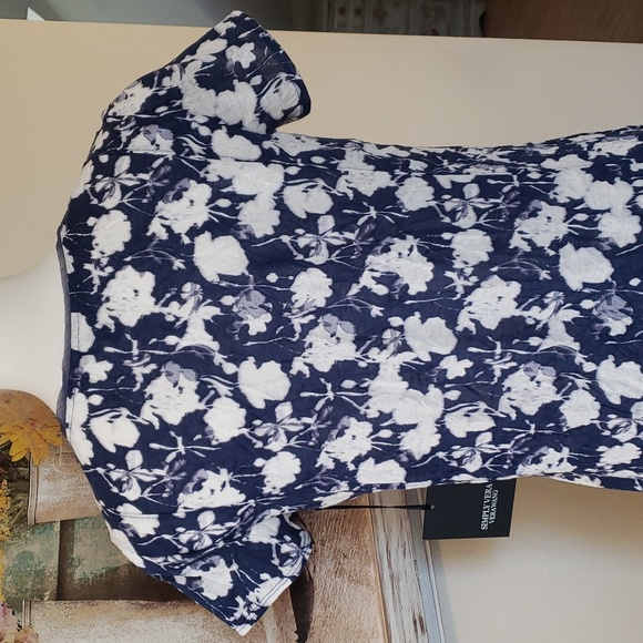 Simply Vera Top - Picture 9 of 11